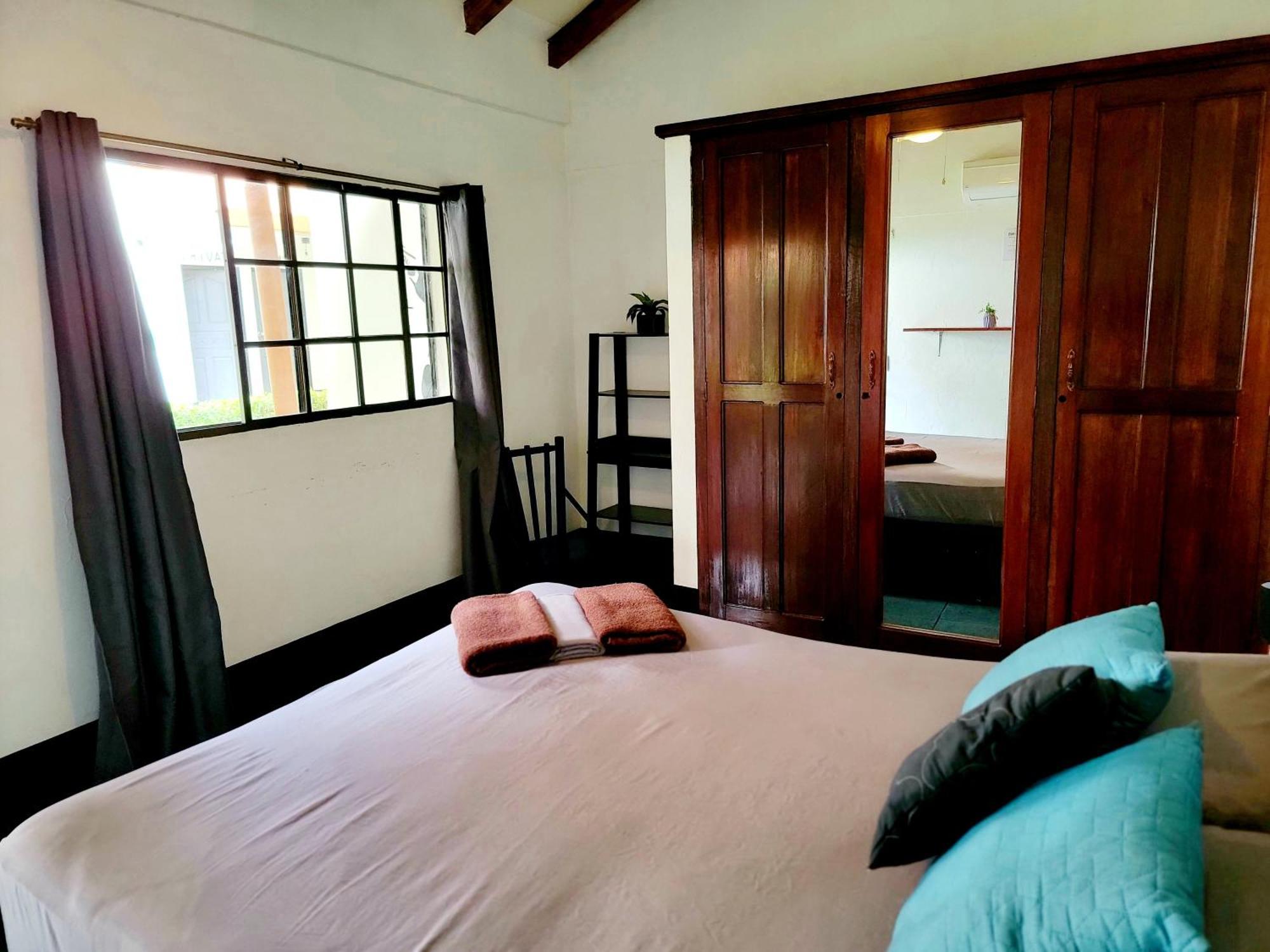 Poco A Poco Hostel Leon Ngoại thất bức ảnh