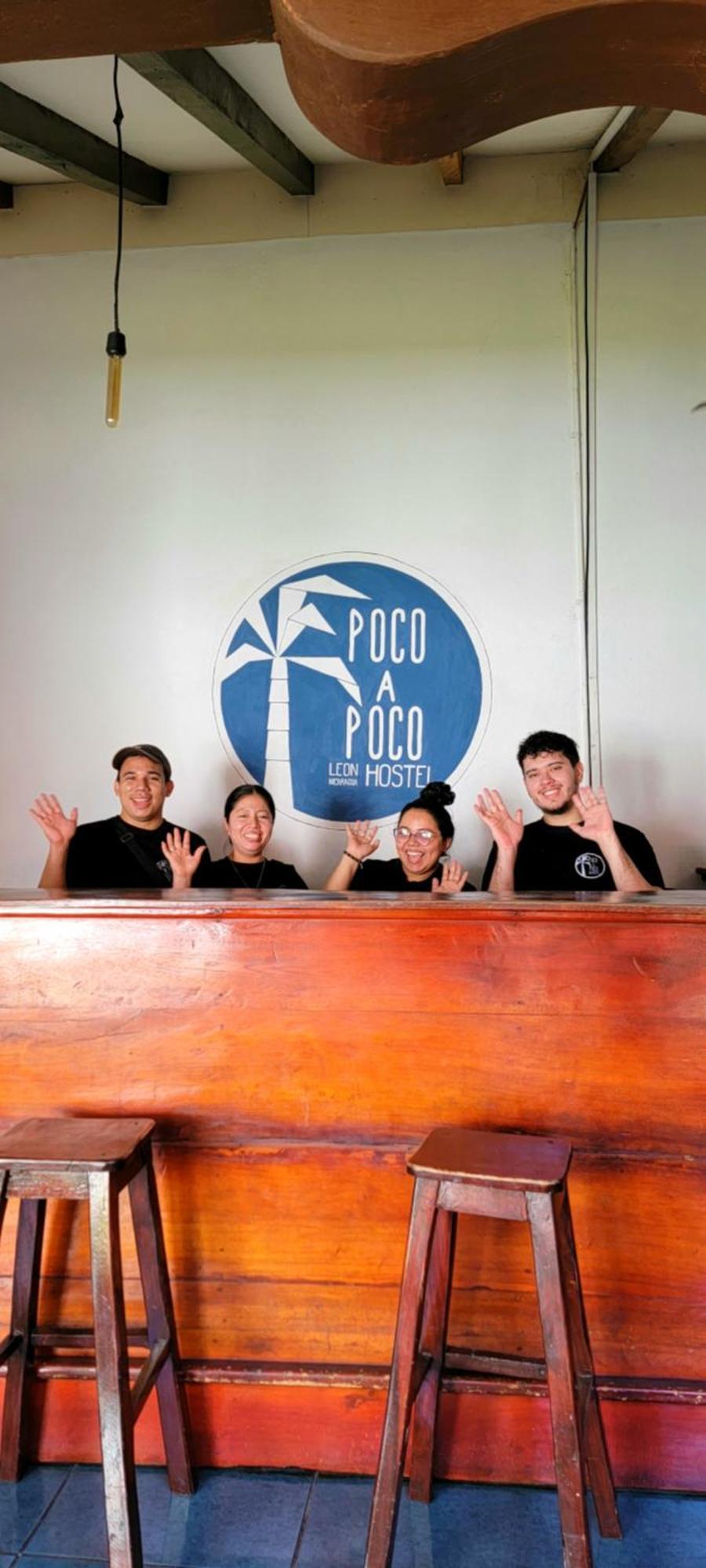 Poco A Poco Hostel Leon Ngoại thất bức ảnh